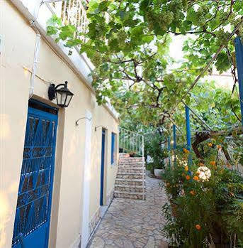 Sebastian's - Agios Gordios Apartment